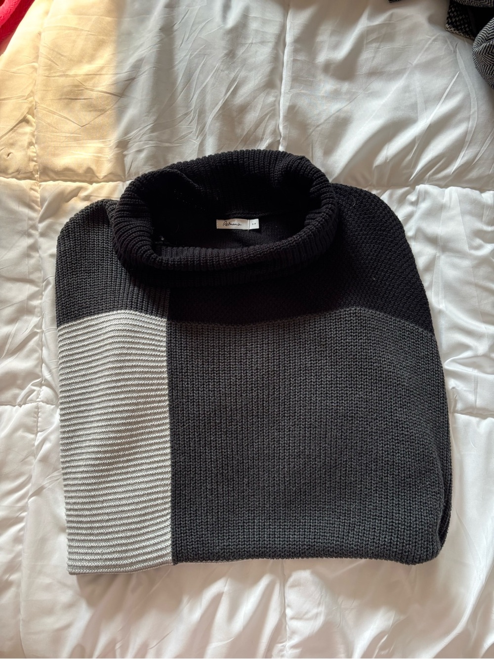 Reitmans Black & Gray Colorblock Cowl Poncho Sweater